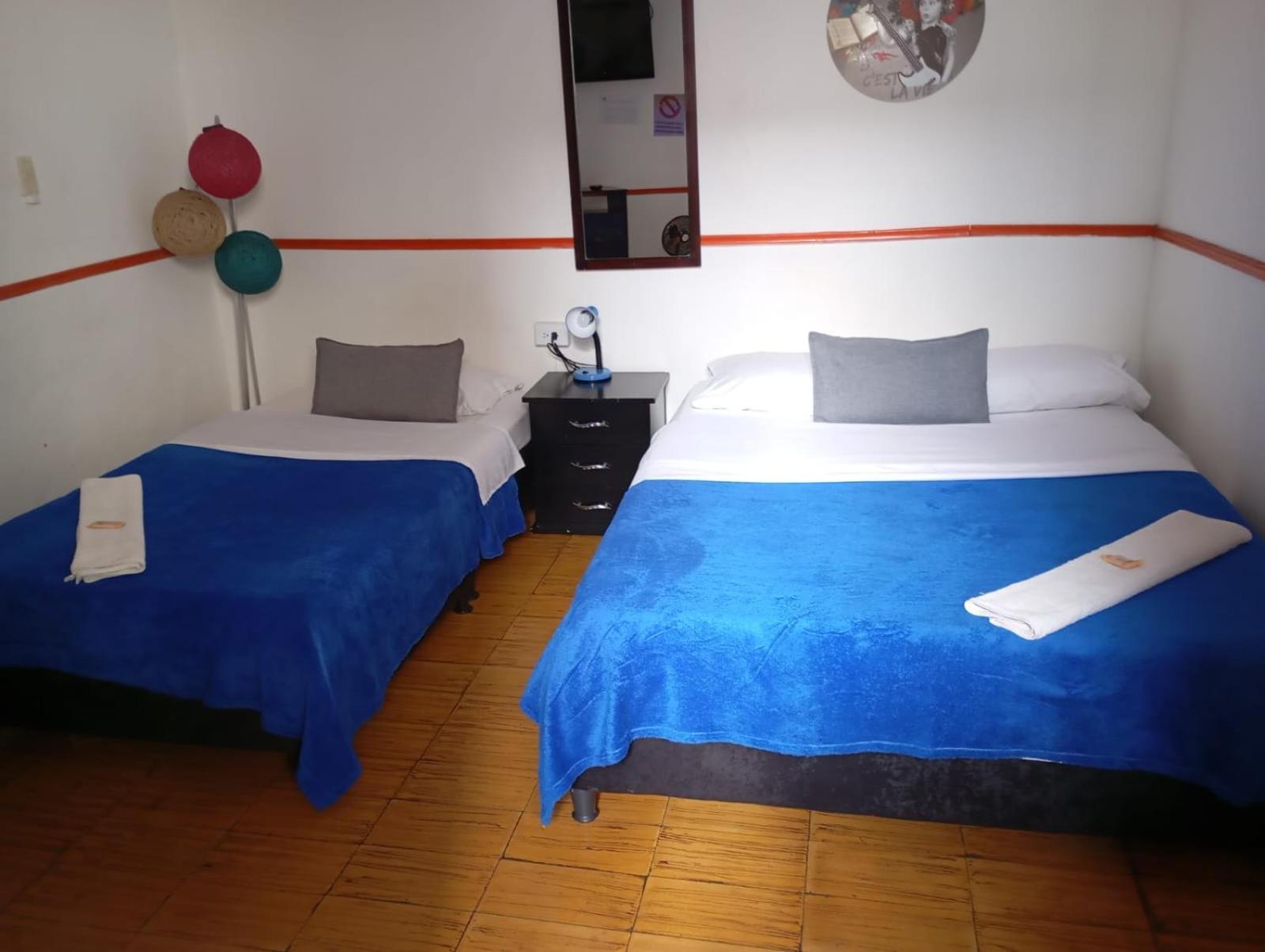 Hotel Colonial Armenia Ro Екстериор снимка